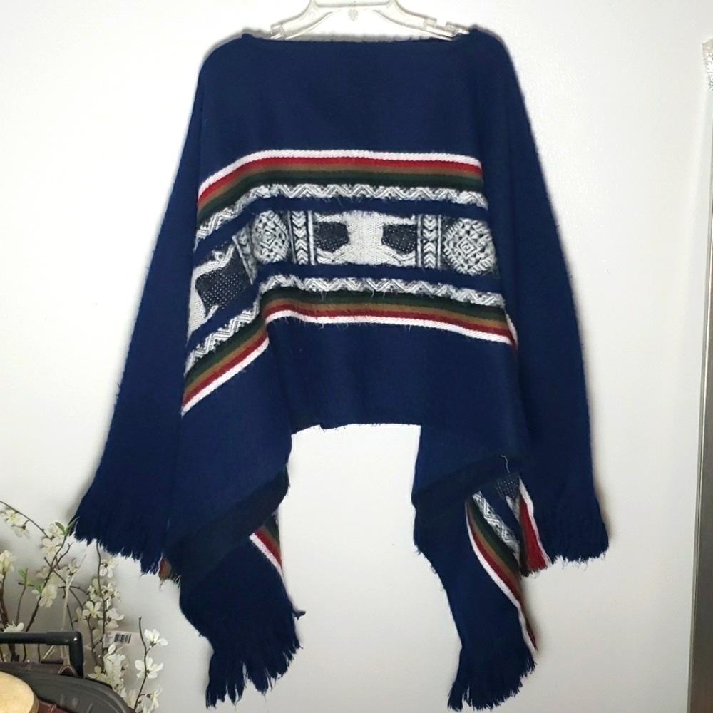 Artesanias wool poncho, lama print, southwest print, fringe, navy stripes. OS.
